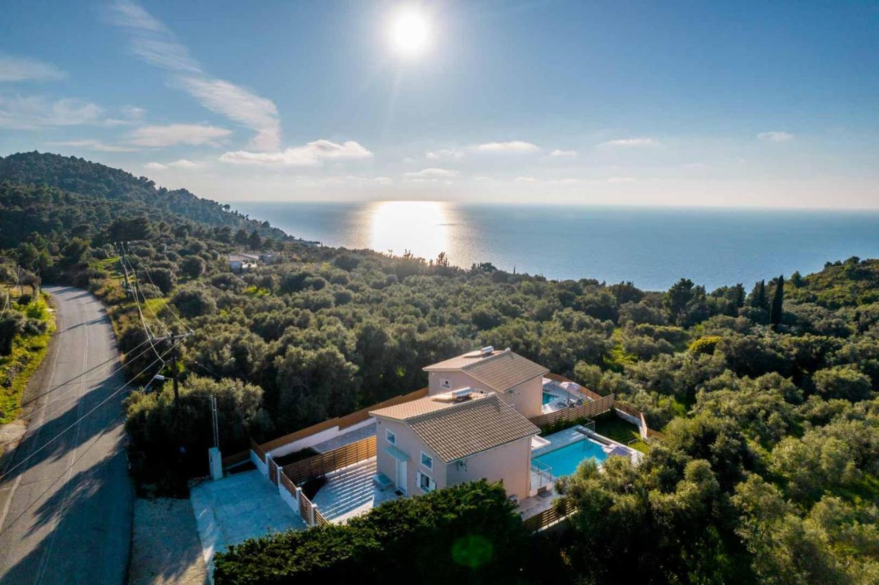 Elianthos Luxury Vilă Tsoukaládhes